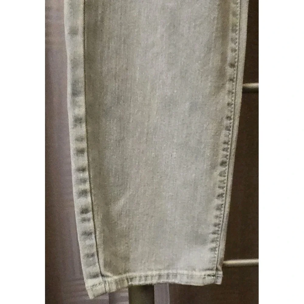 True Religion‎ Men's Jeans Size 29 Geno SN Distressed Slim Fit Light Wash Denim